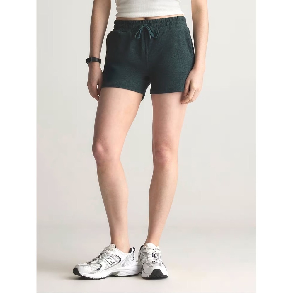 Quince Flowknit Performance Shorts Women Sz M Green Heathered Drawstring Pockets